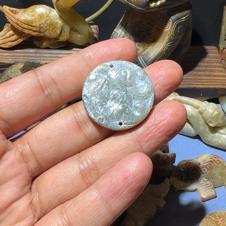 s***h和田玉未镶嵌车挂