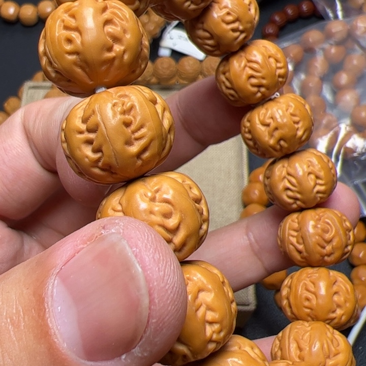 猴头核桃手串啦啦啦