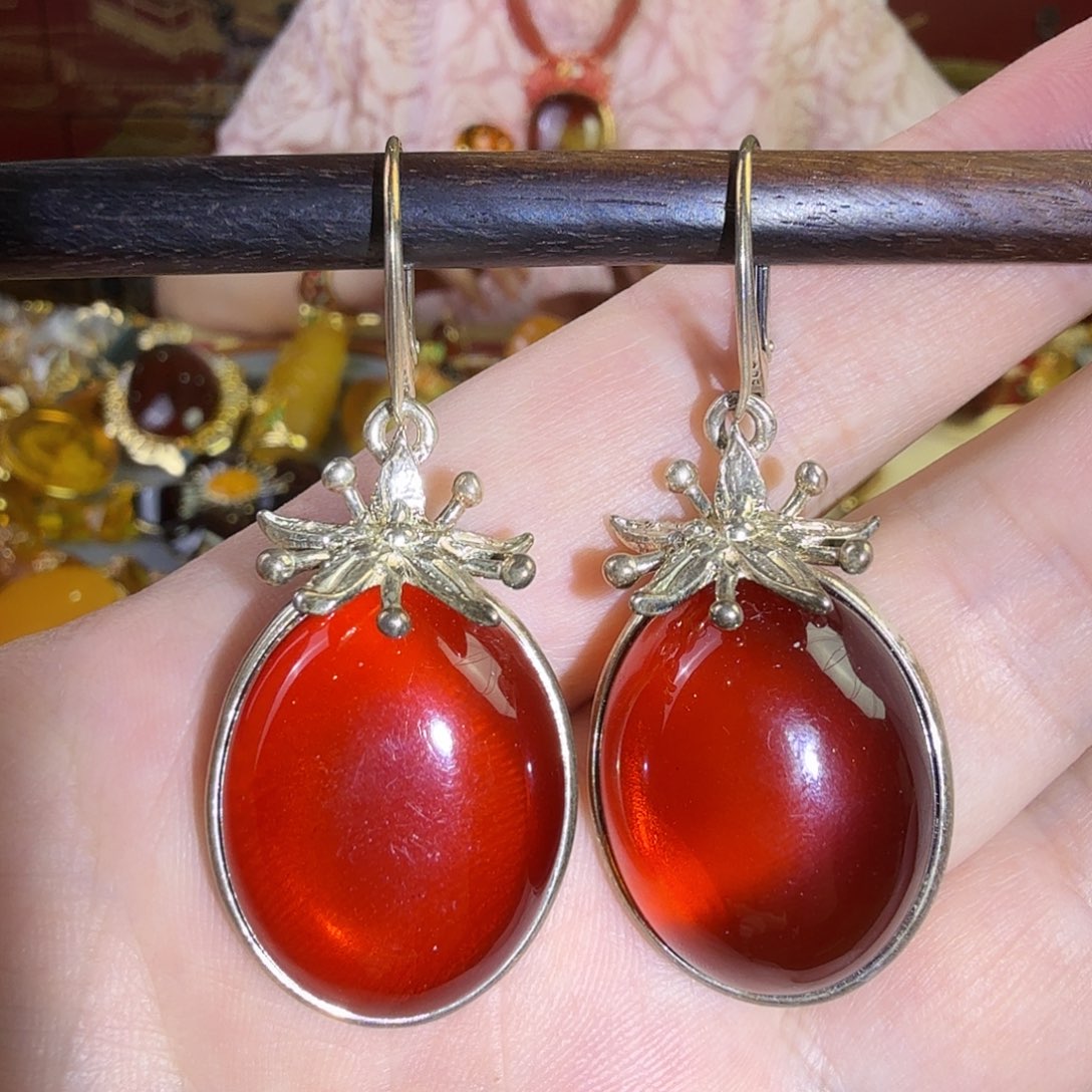 血珀银S925镶嵌耳环耳饰