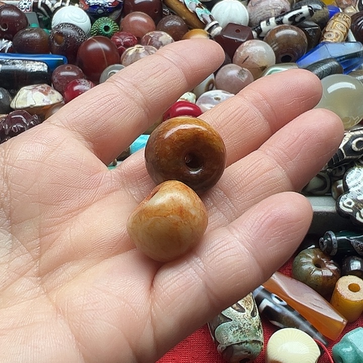 微***光玛瑙/玉髓未镶嵌颈饰