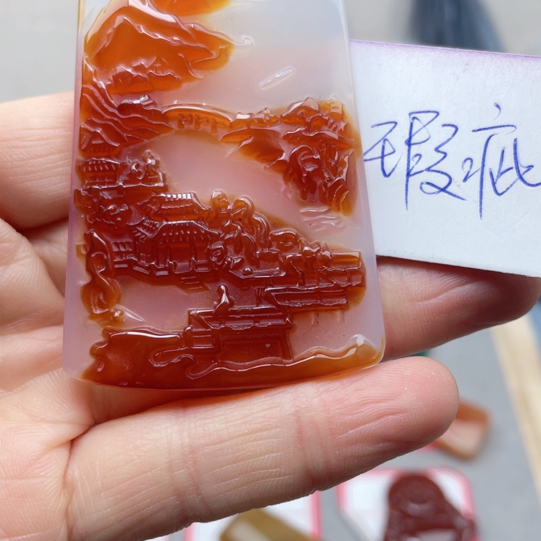 玛瑙/玉髓颈饰合金绅**下