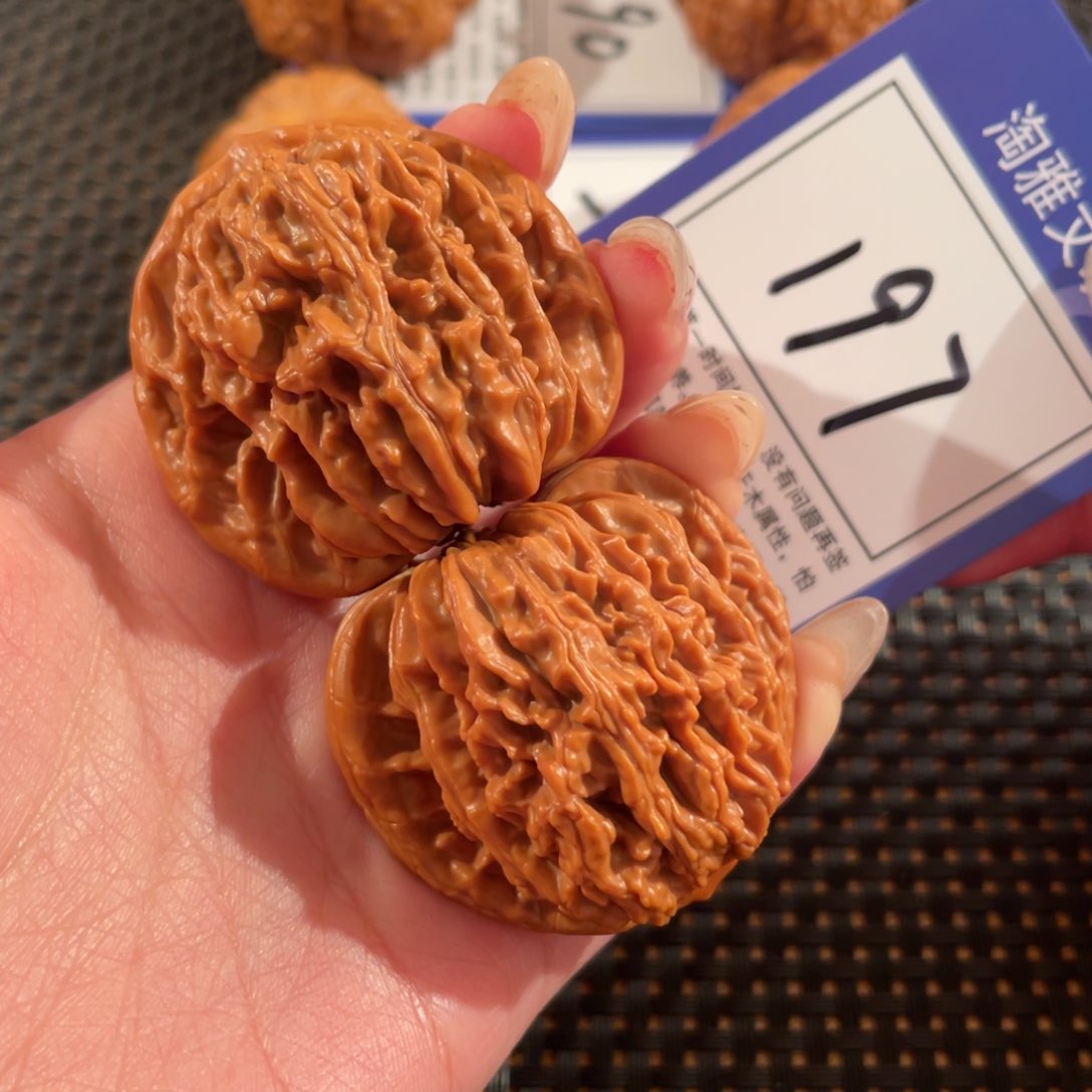 文玩核桃把件197号42尺楼