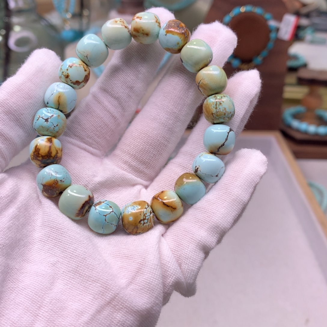 绿松石配饰未镶嵌