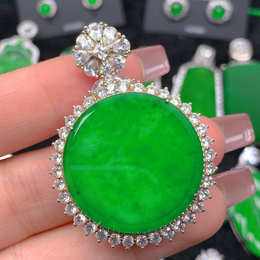 翡翠吊坠(不含链)银S925镶嵌