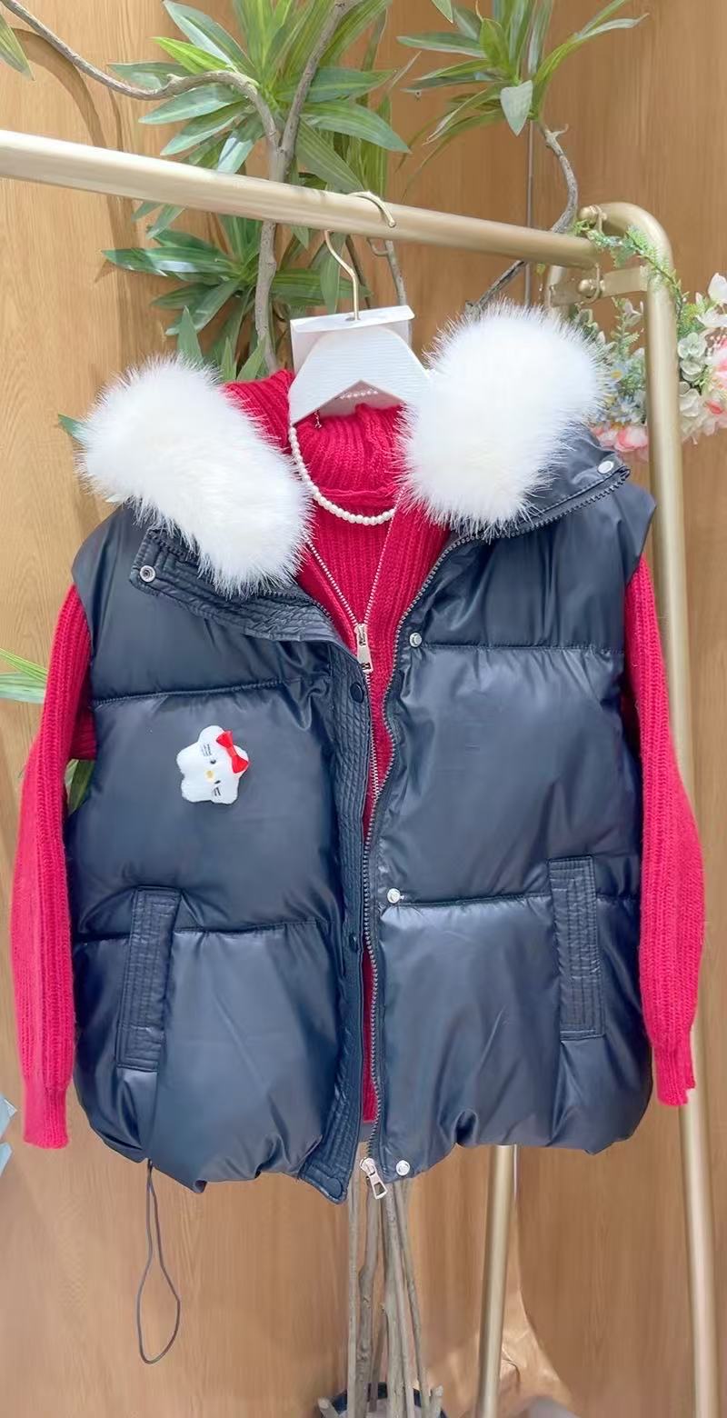 学院风时尚套装秋冬黑色马甲连帽毛衣