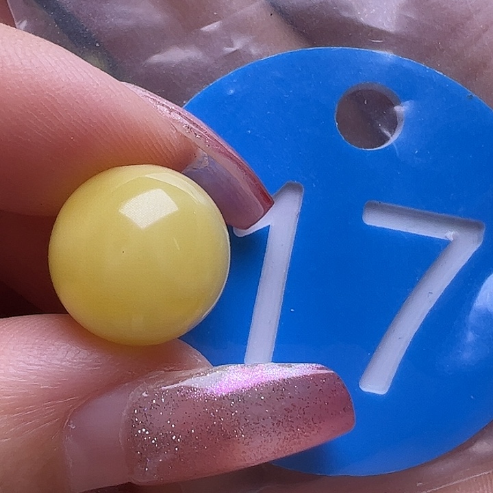 未镶嵌蜜蜡裸石微瑕12mm圆珠