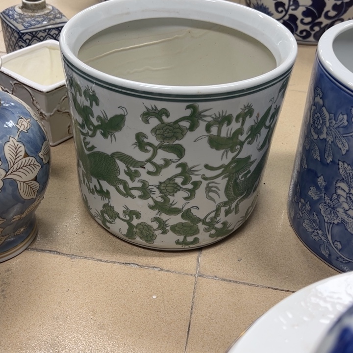 瓷片微瑕。。。。。。。。。。。。