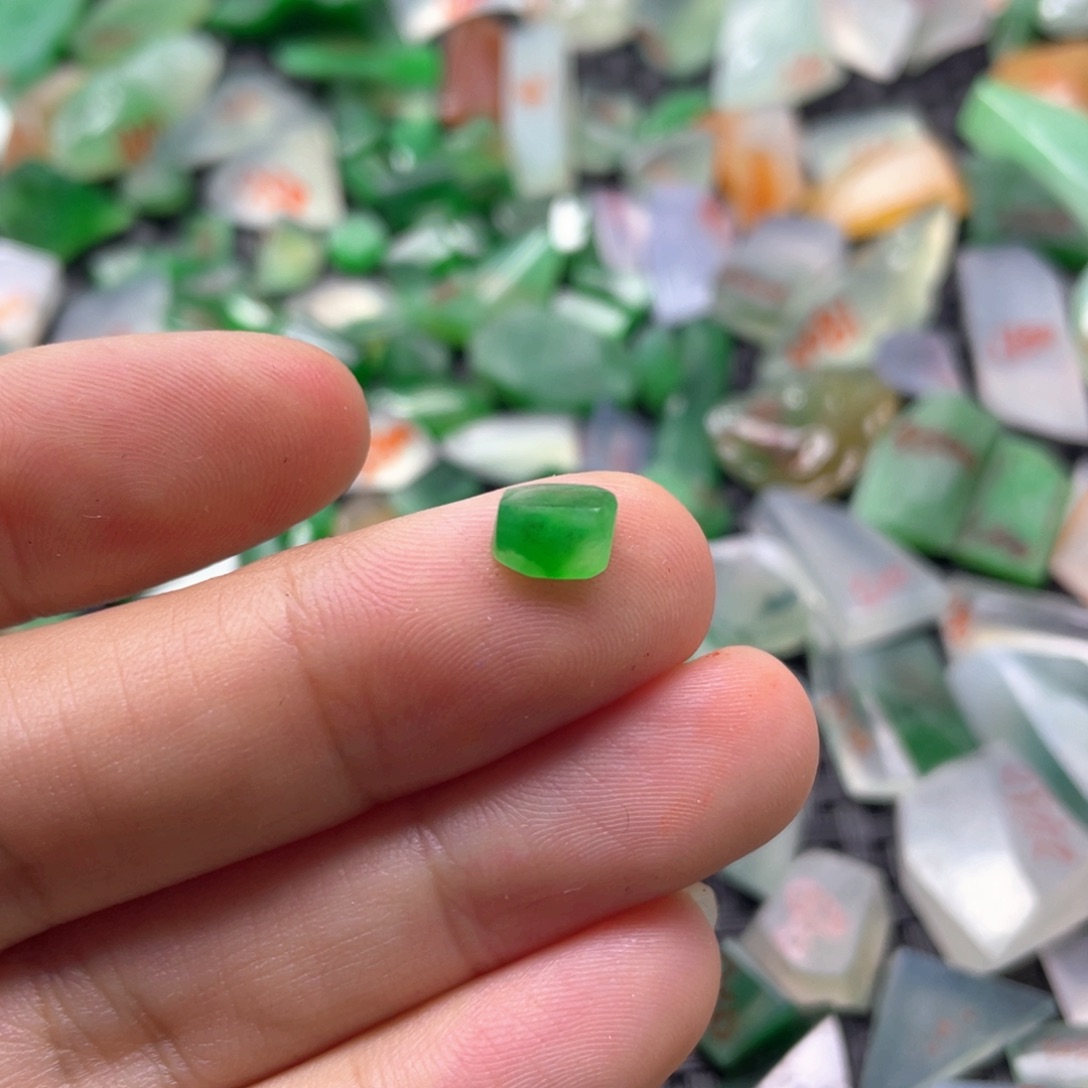 定制翡翠未镶嵌天然缅甸翡翠