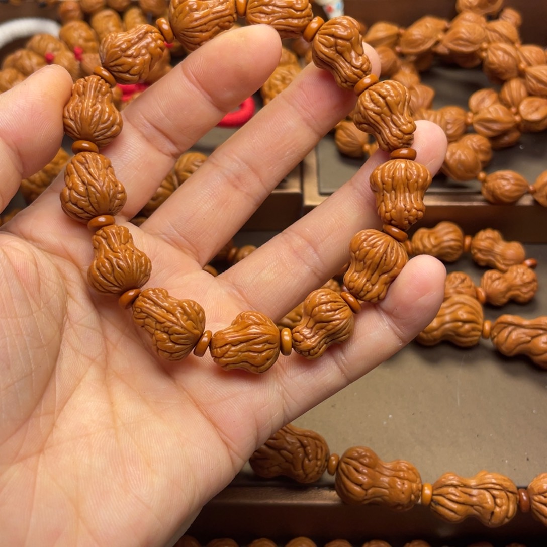 芳***饰桃核手串龙纹桃核19