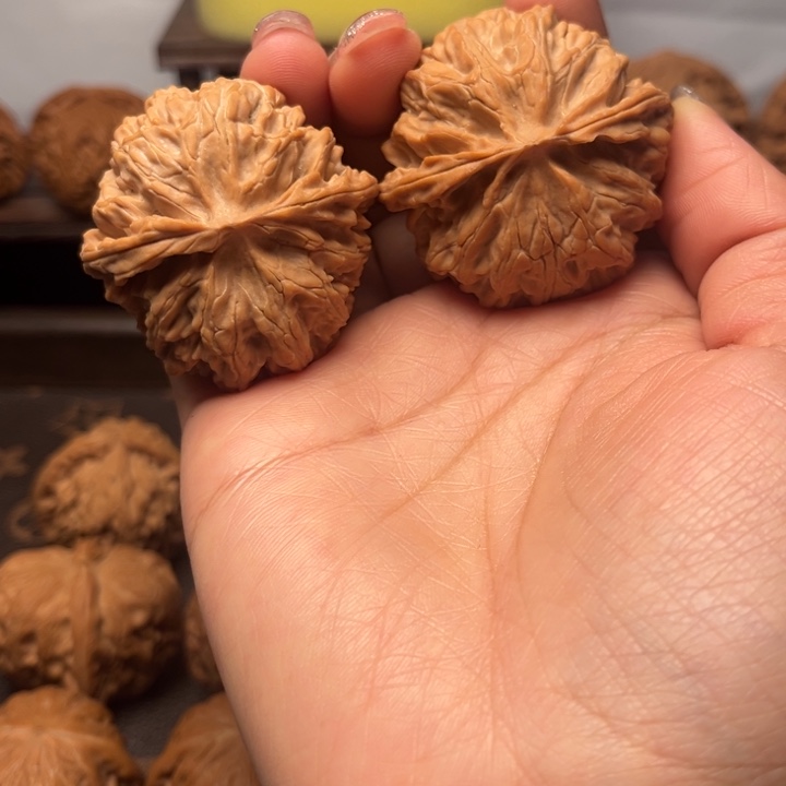 桃核吊坠苹果园43