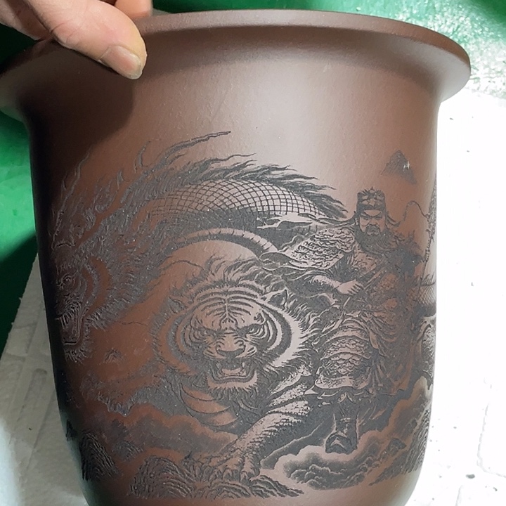 花盆紫砂刻绘关羽