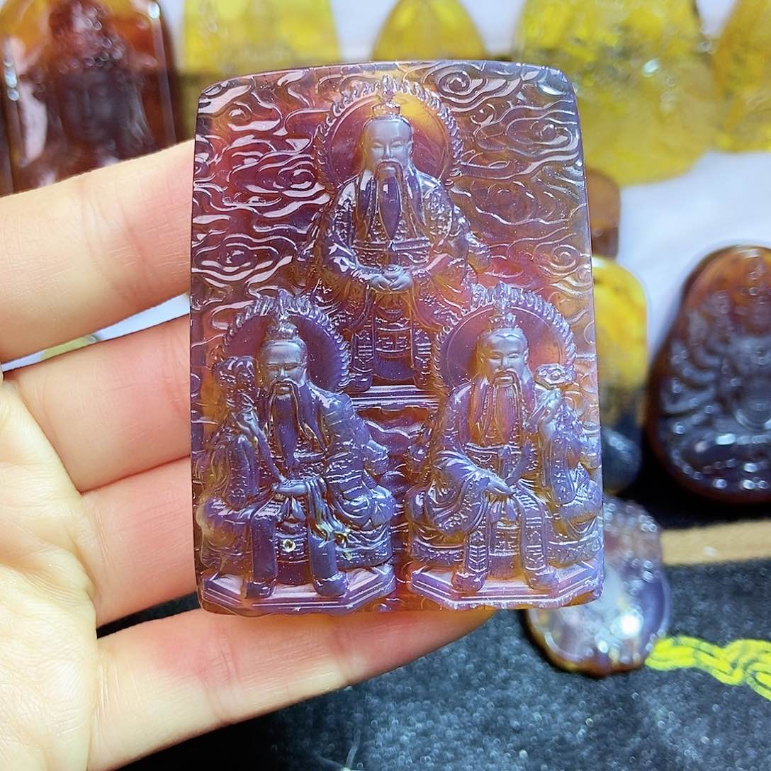 琥珀颈饰未镶嵌三清