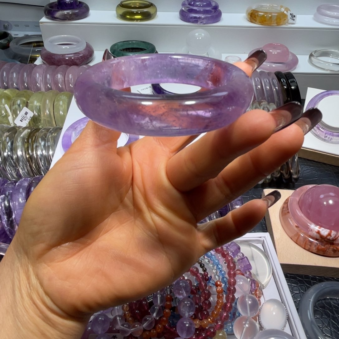 水晶手镯59.8圈口32号未镶嵌杏**雨