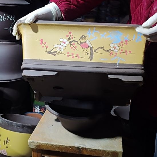 宜兴紫砂花盆清清楚了吗