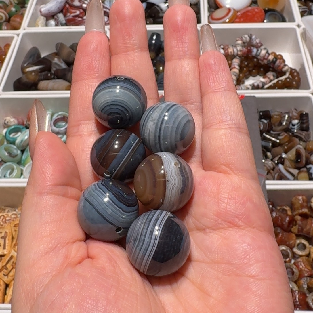 玛瑙/玉髓未镶嵌珠宝半成品