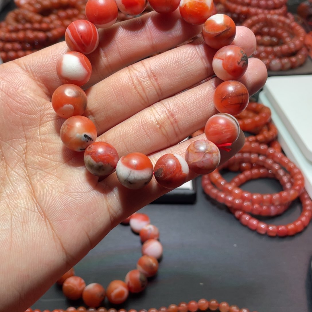 南红玛瑙手链未镶嵌