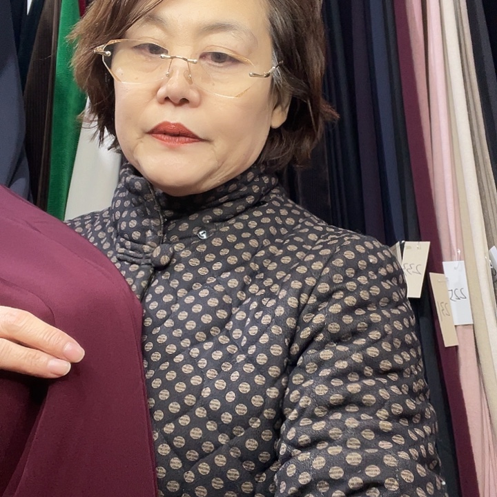 酒红里衬1.4米面料