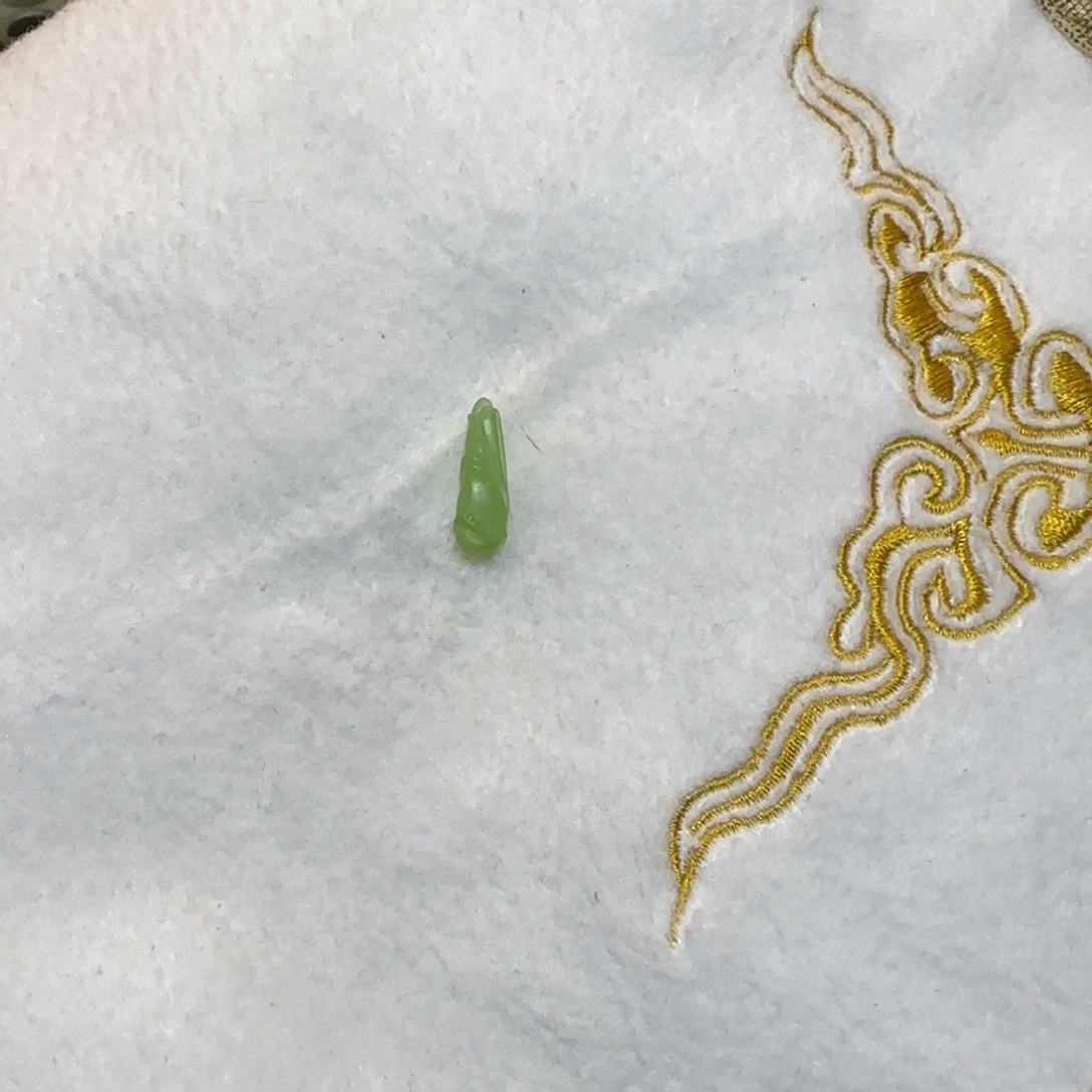 ****铁和田玉未镶嵌吊坠(不含链)