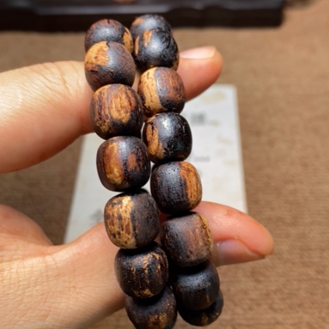 藤类B05降真香海南金丝莺歌糖结黄金甲结晶黄金甲发其一