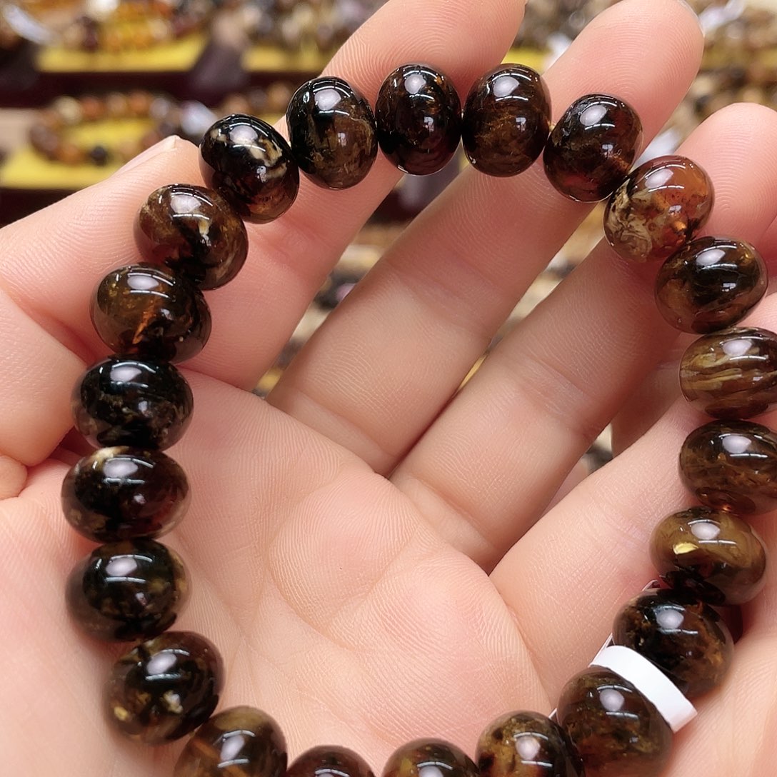 琥珀裸石未镶嵌十二70265