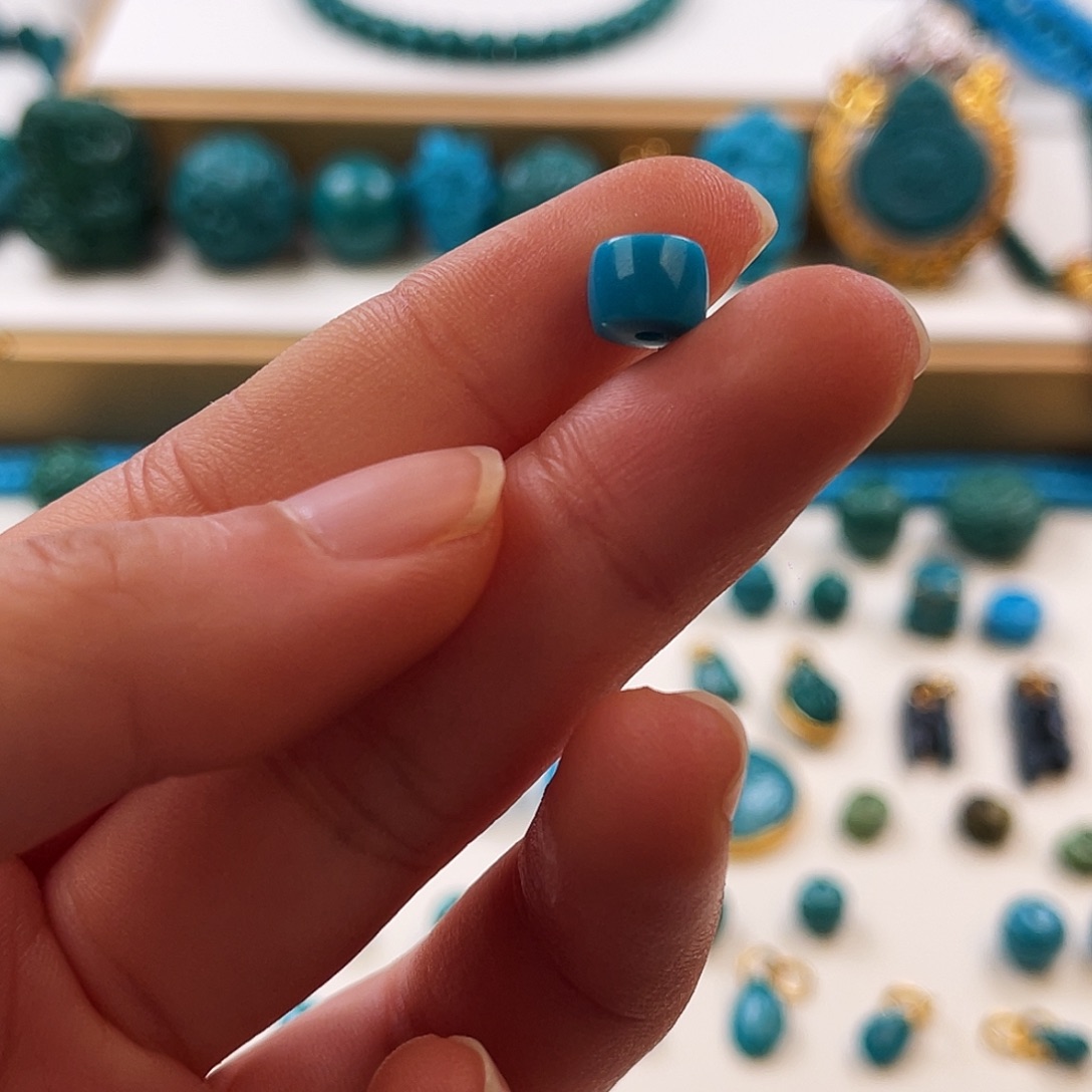 绿松石未镶嵌把件