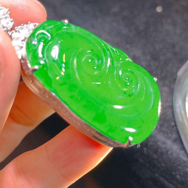 【闪购商品】翡翠颈饰未镶嵌翡翠