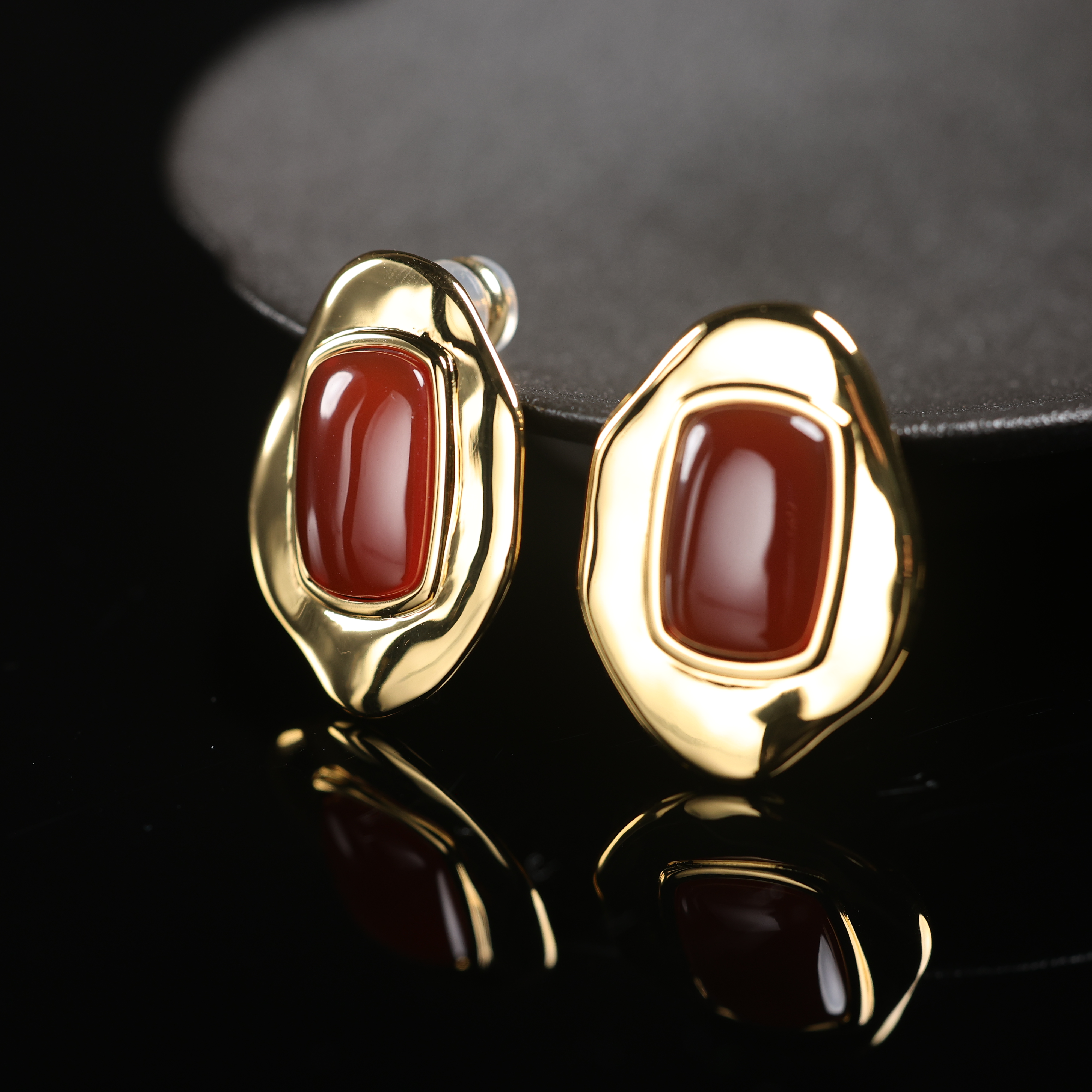 “鸿尔”原创设计精品高段位红玛瑙蛋面耳饰