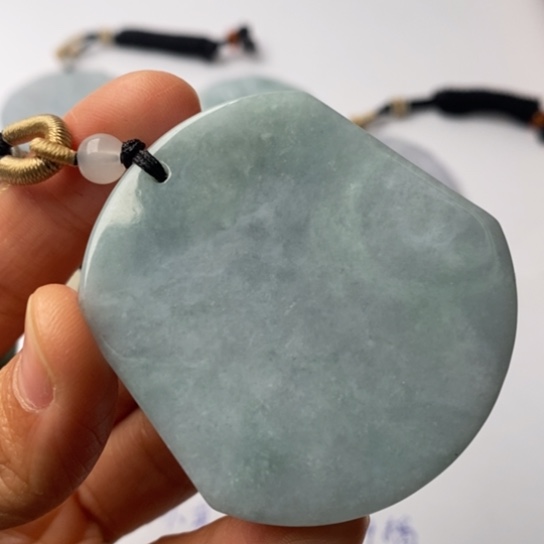 翡翠未镶嵌挂件翡翠