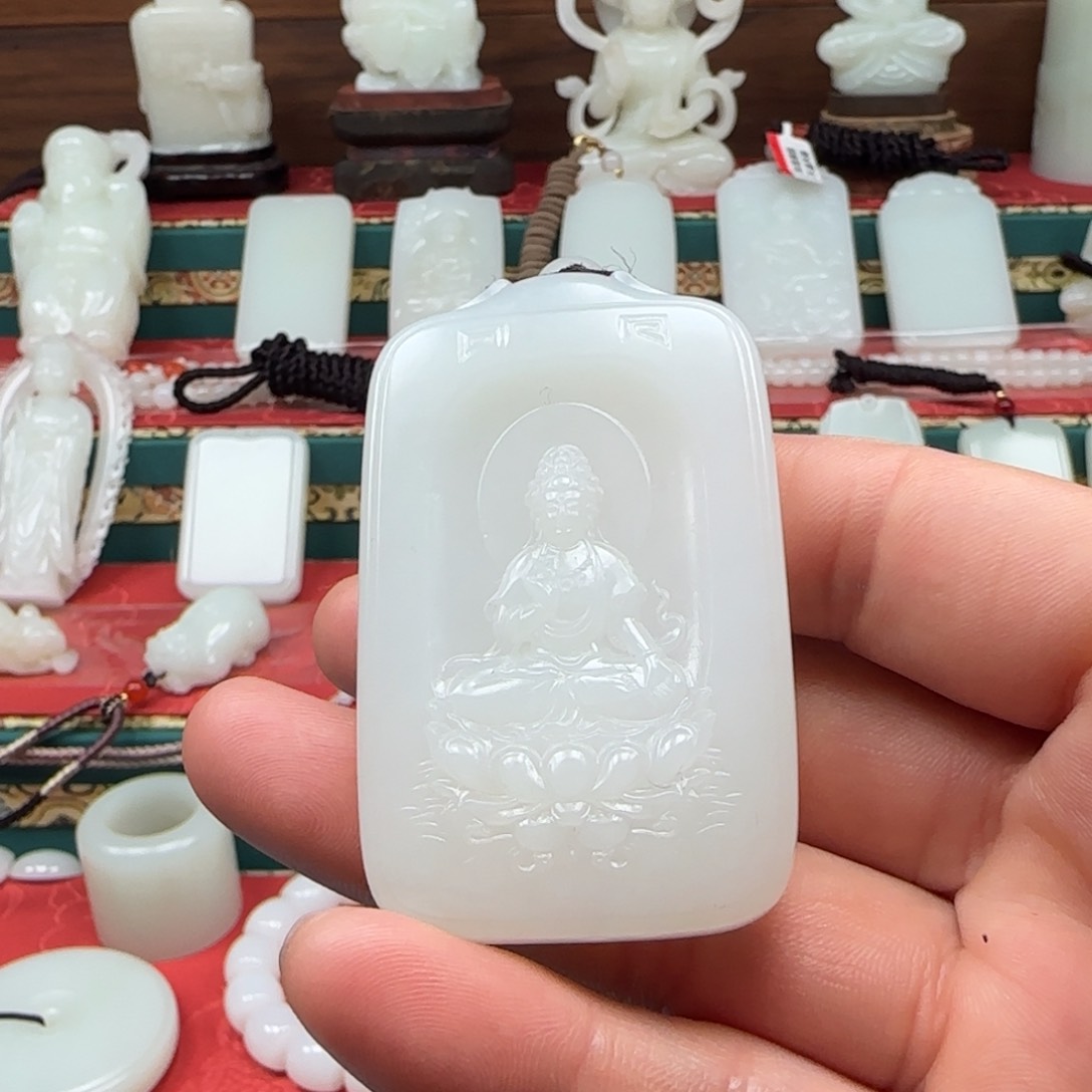 和田玉未镶嵌挂件吴*