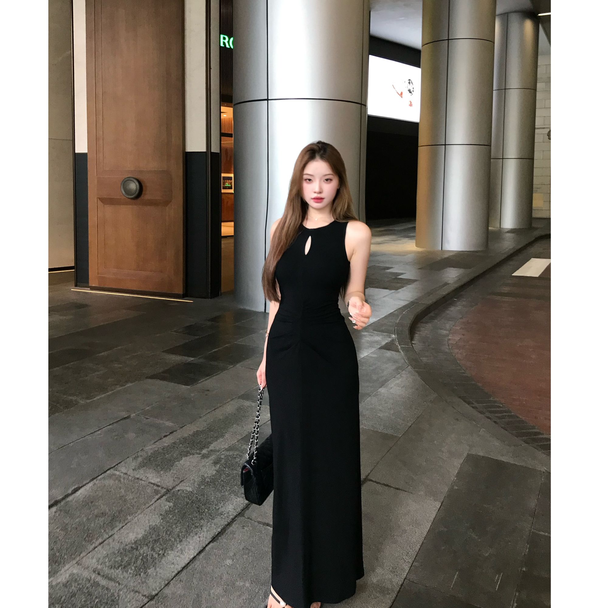 SZA【柔情魅影】夏季新款气质镂空褶皱修身无袖收腰连衣裙A-2109