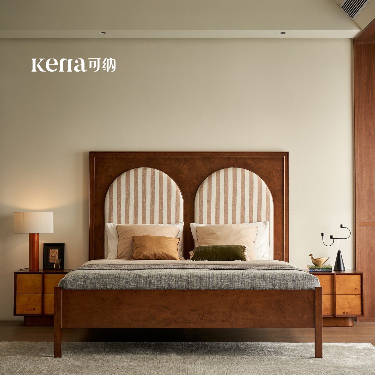 Kena可纳/椰屿实木床高床屏软包1米8双人床复古风中古主卧大床Z