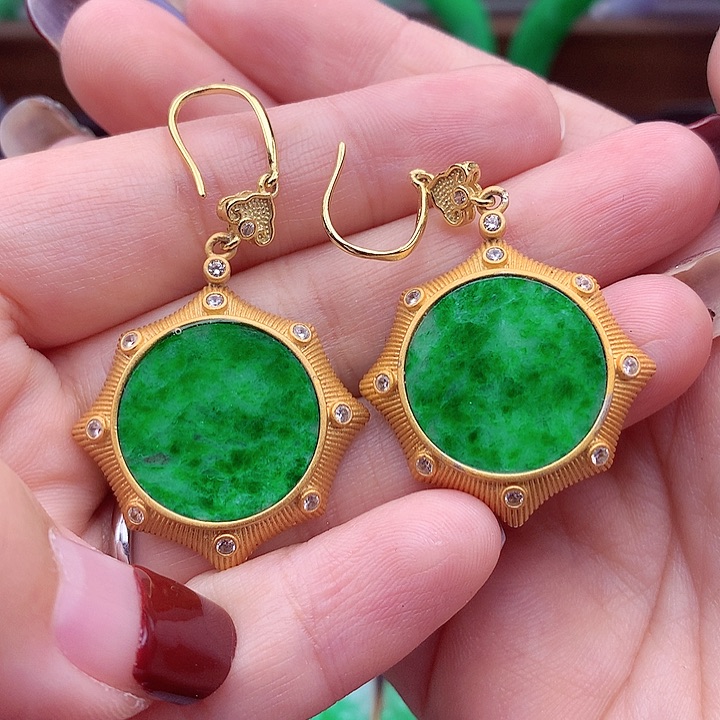 翡翠颈饰银S925镶嵌翡翠