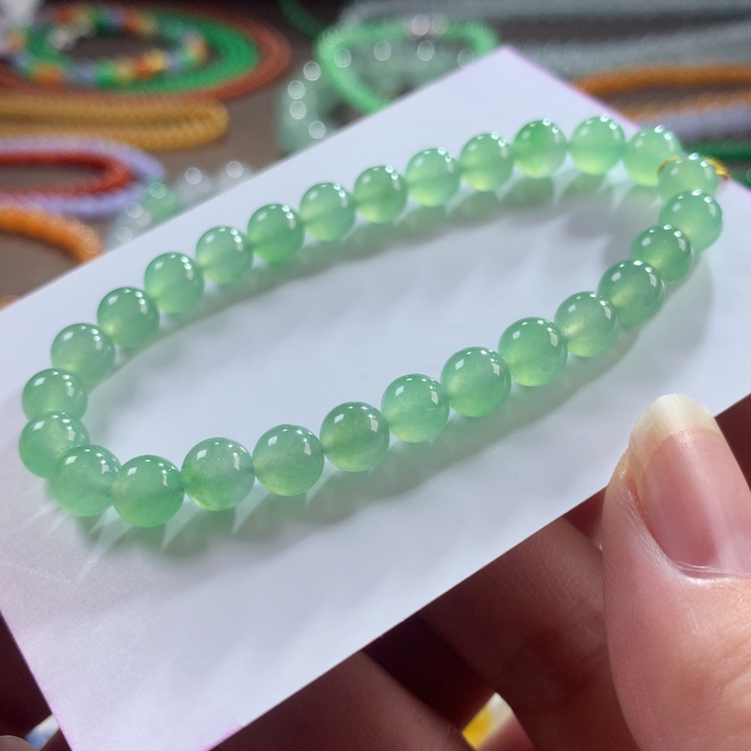 翡翠未镶嵌手链翡翠冰胶底淡色冰翠绿卡6.60+