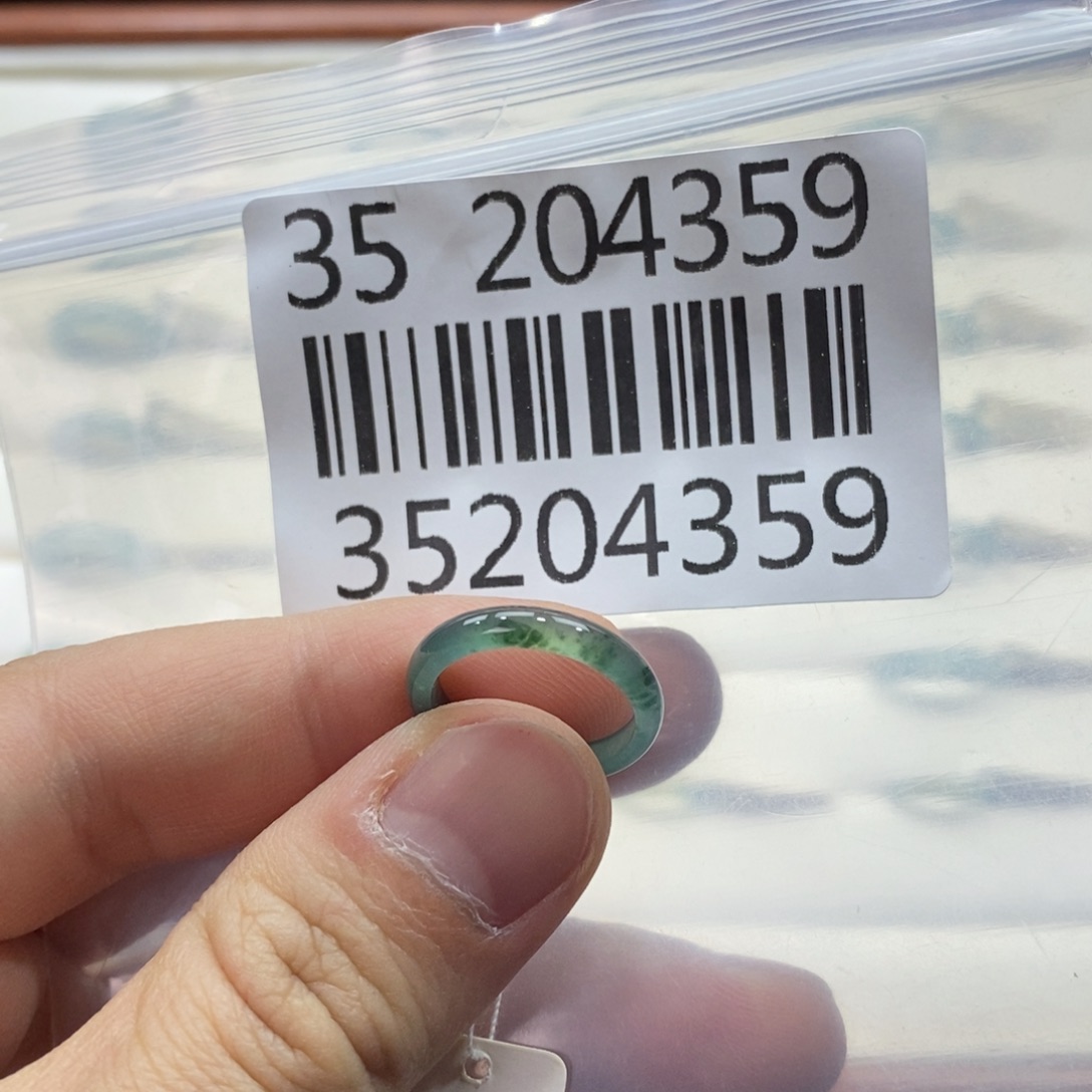 翡翠未镶嵌戒指戒指翡翠翡翠戒指