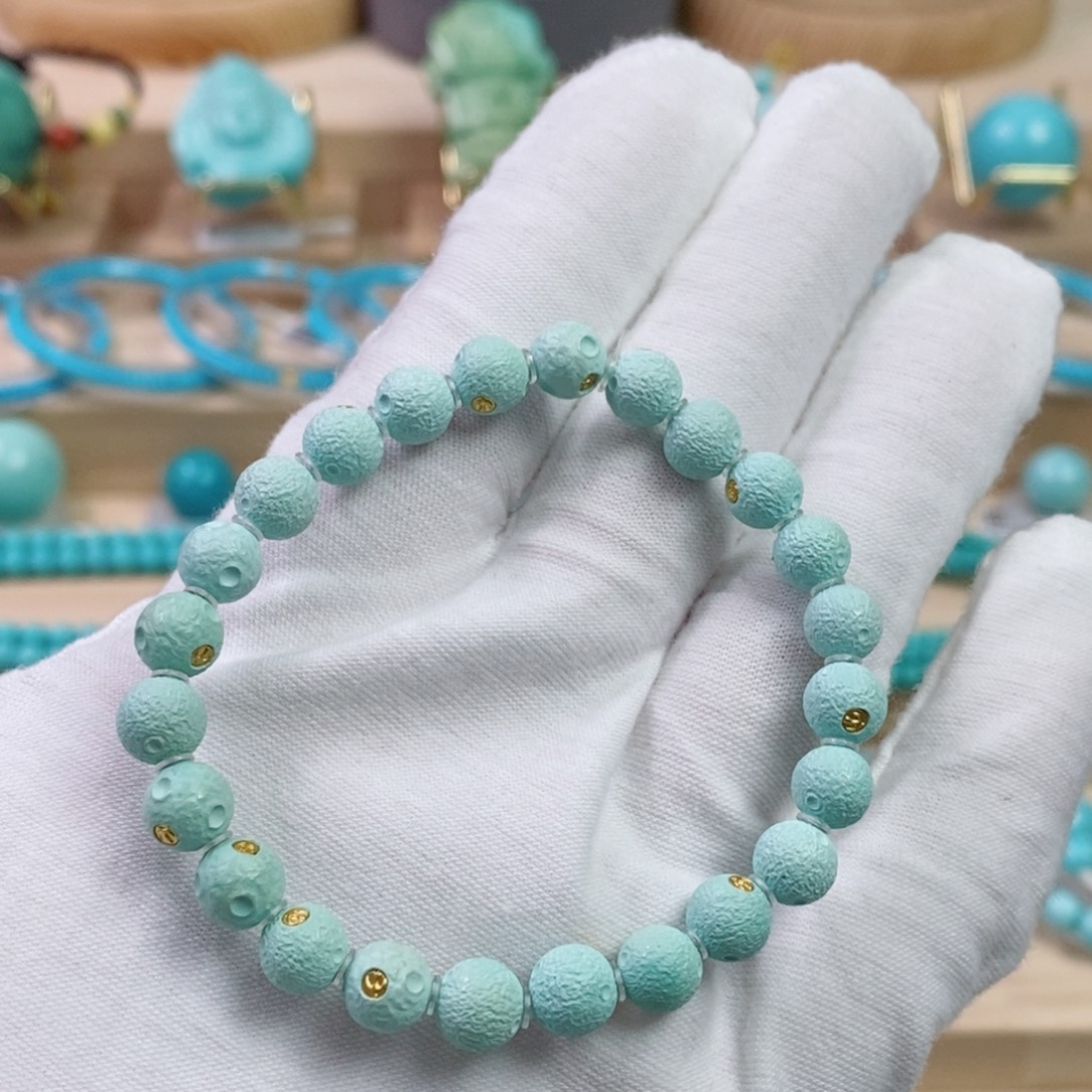 绿松石未镶嵌珠宝奇石