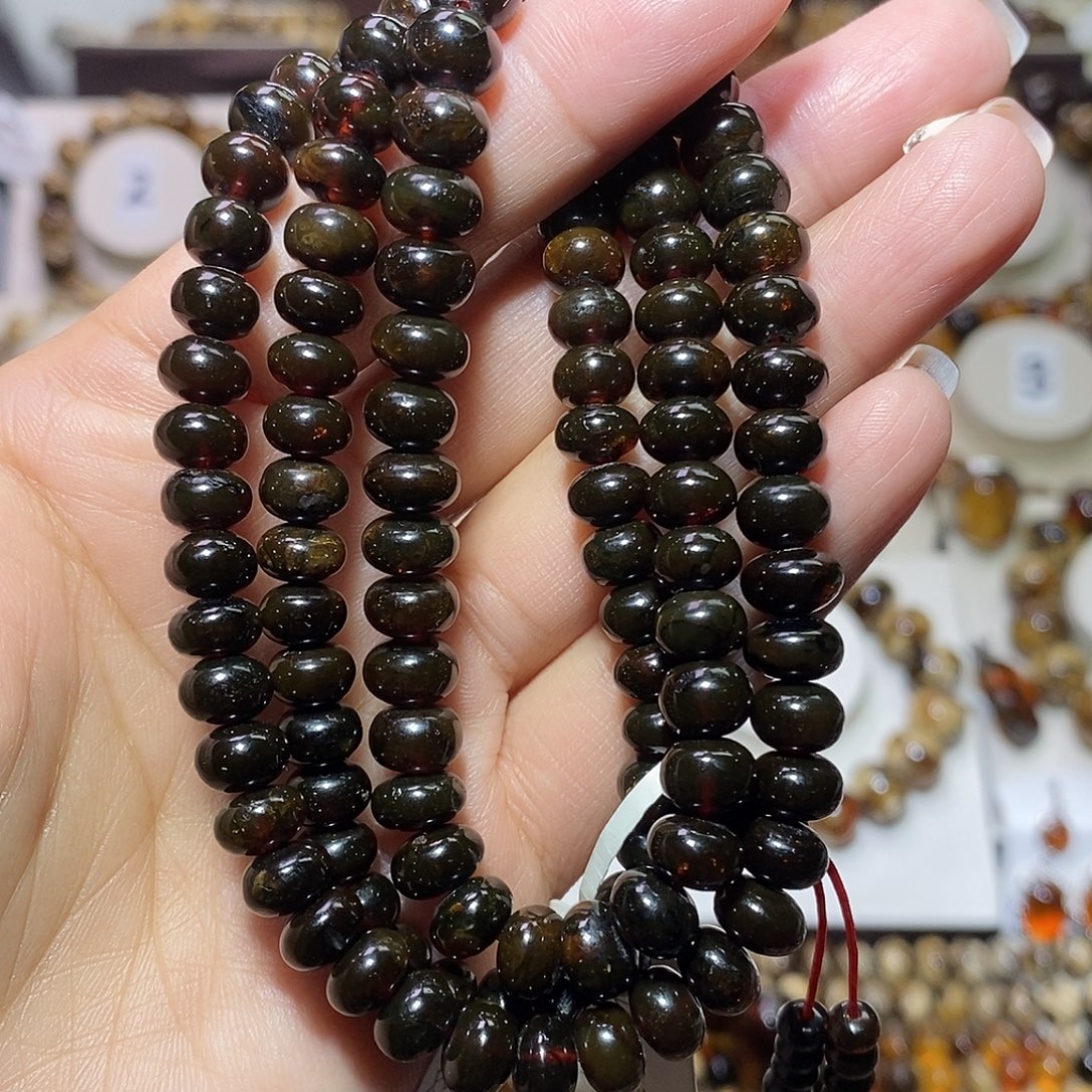 妞***妞琥珀未镶嵌裸石血翳7+mm