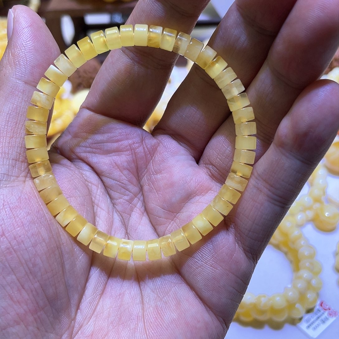 蜜蜡手串未镶嵌6mm妖花直切型药片