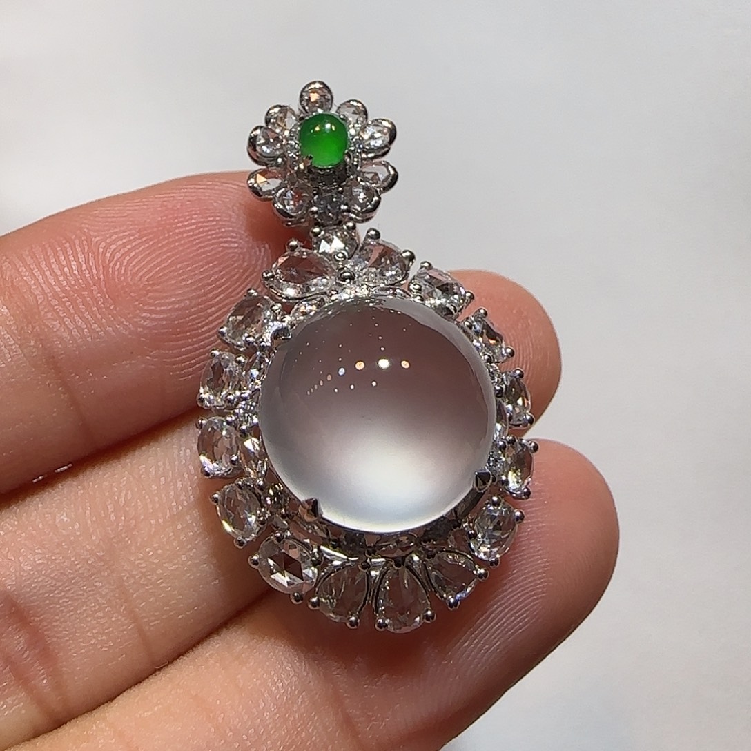 翡翠18K金镶嵌吊坠(不含链)蛋面