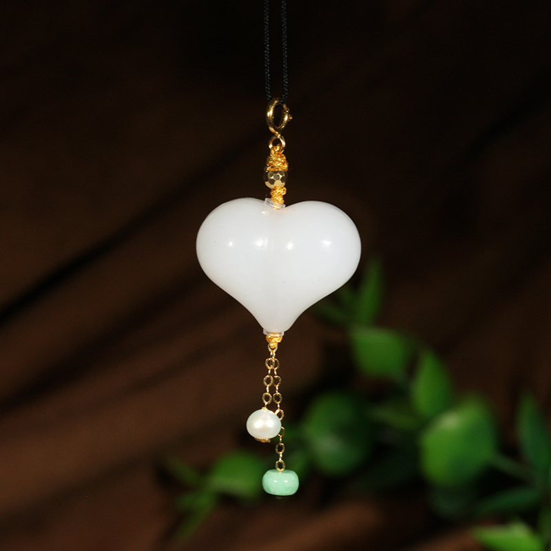 【叶叶珠宝】852 G 和田玉新疆白玉爱心桃心18k金吊坠20*16*13.5