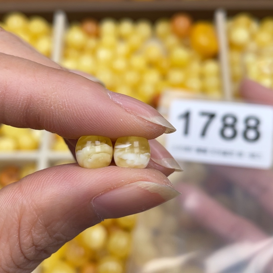 未镶嵌蜜蜡珠宝奇石一个粉7.7