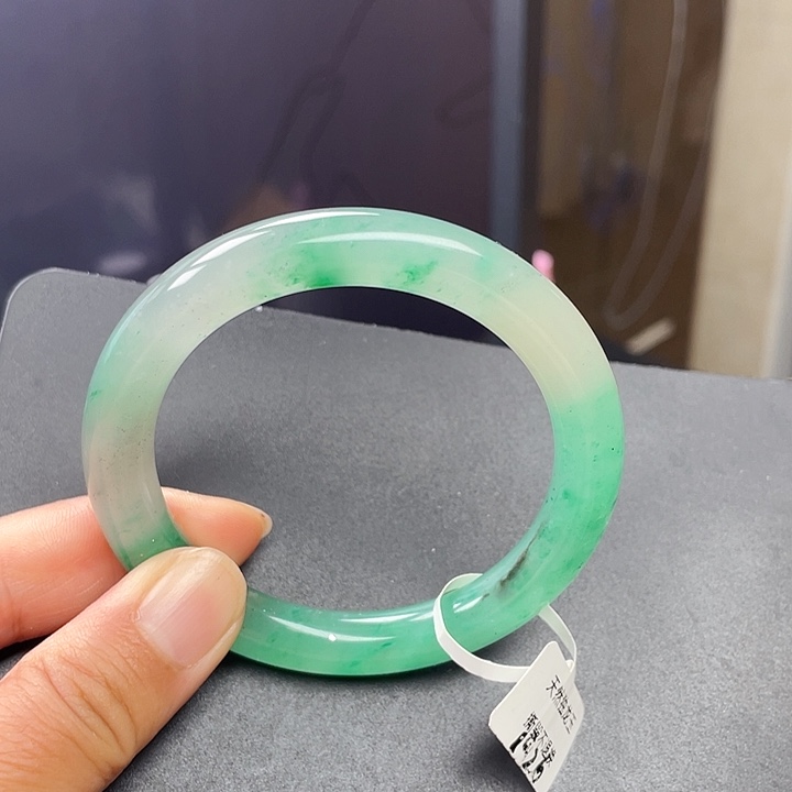 未镶嵌手镯石英质玉健****！瑶55