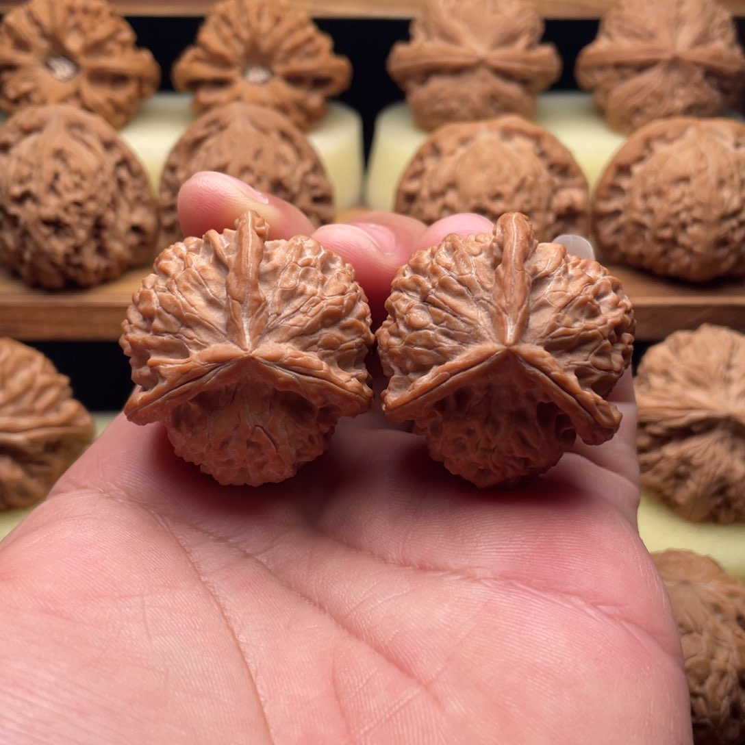 文玩核桃吊坠37全品金锭元宝三棱