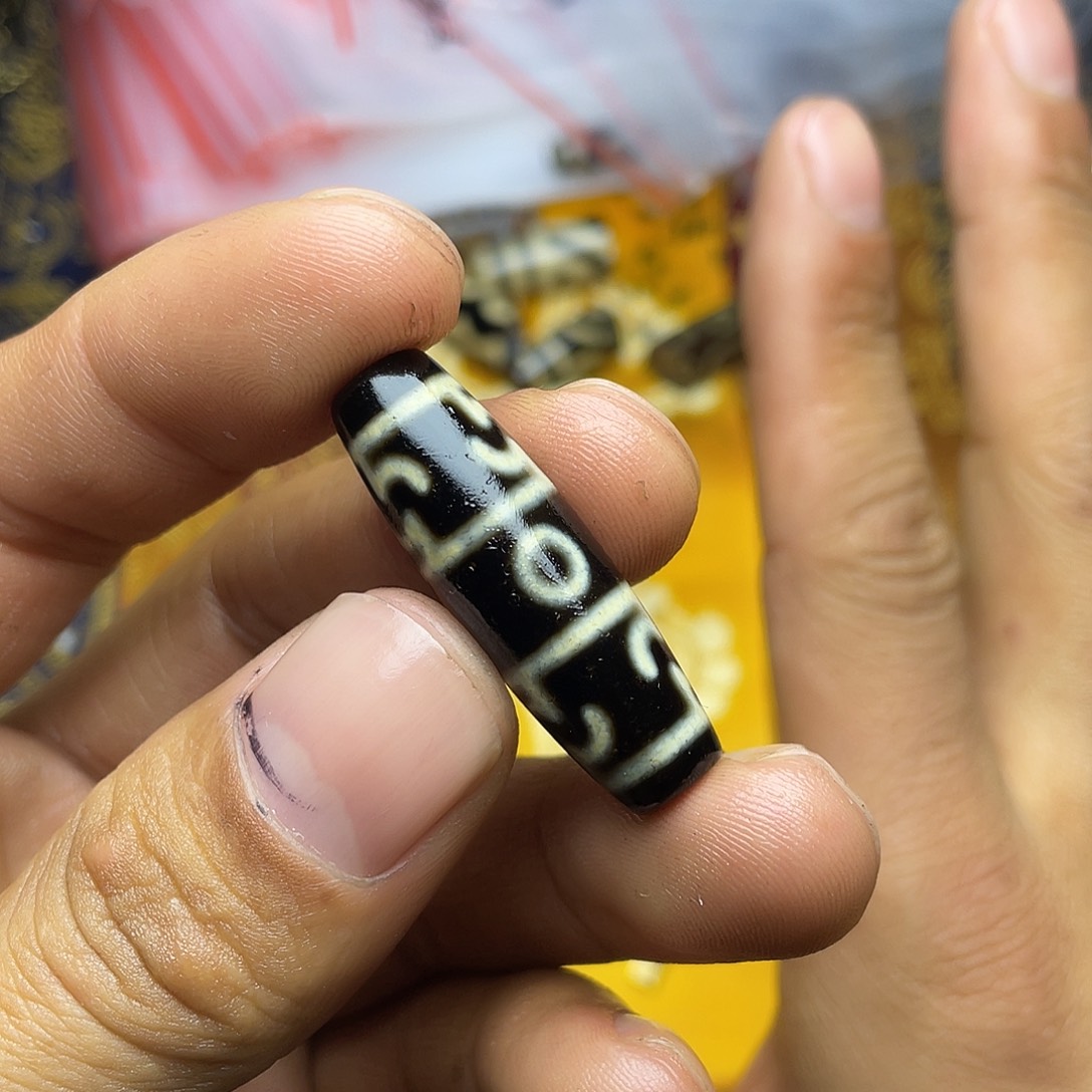 底***稳泥塑藏传佛教的历史