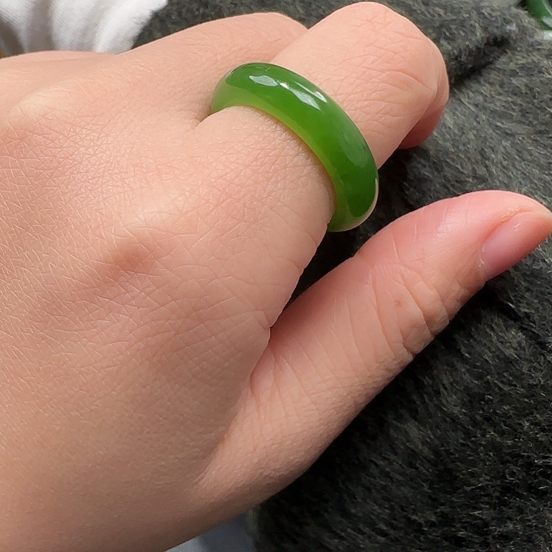 和田玉未镶嵌戒指