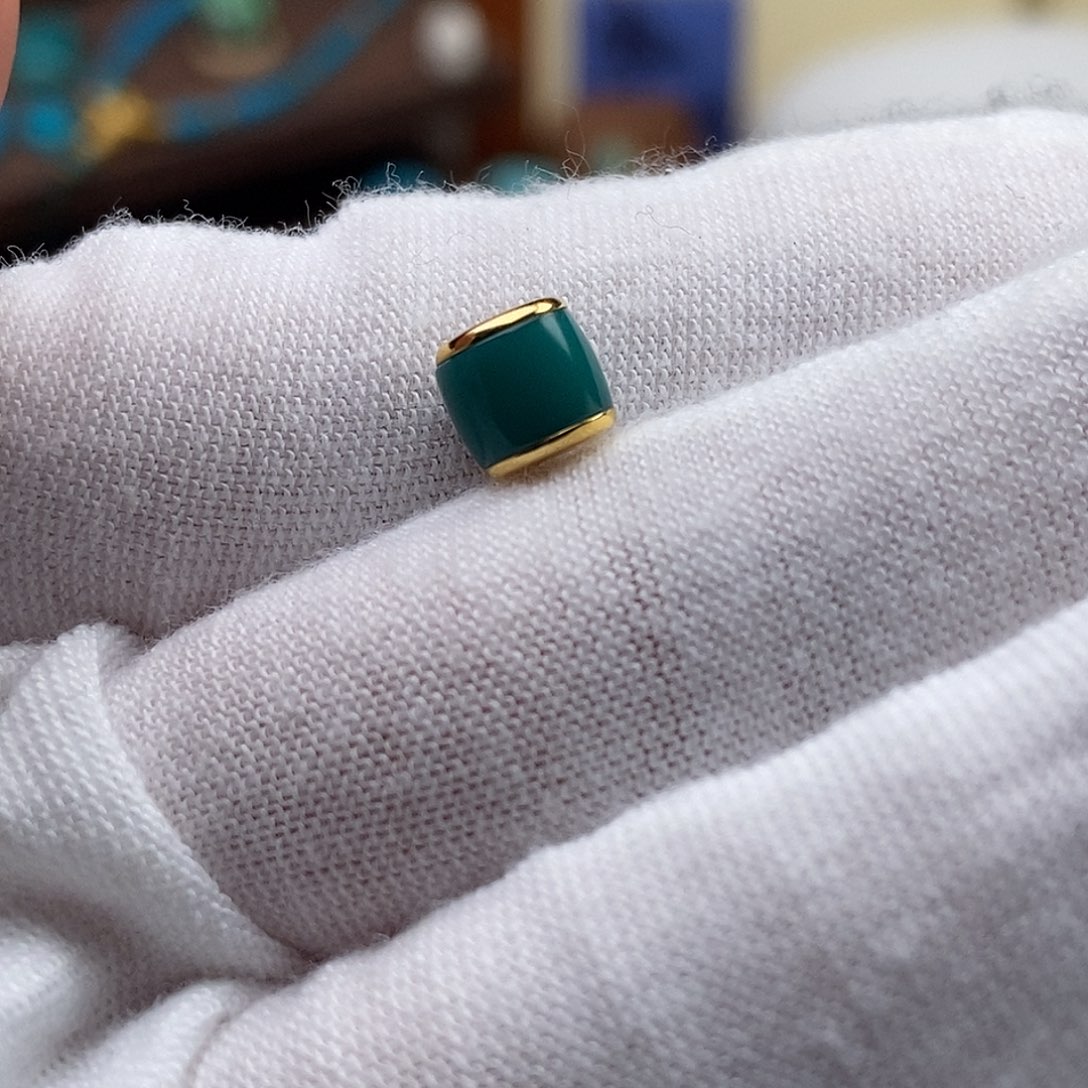 绿松石18K金镶嵌绿松石配饰