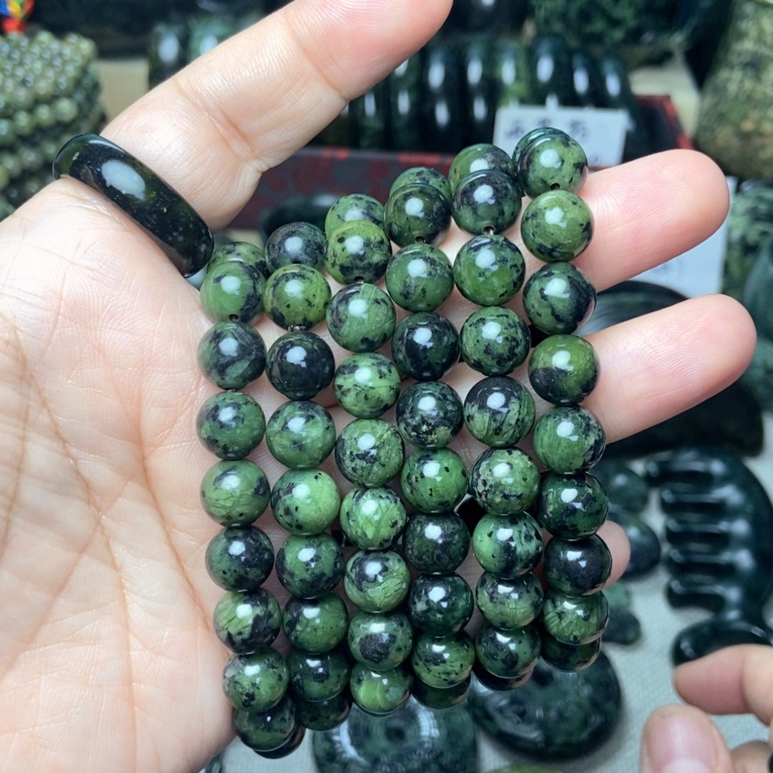 蛇纹石玉未镶嵌手链