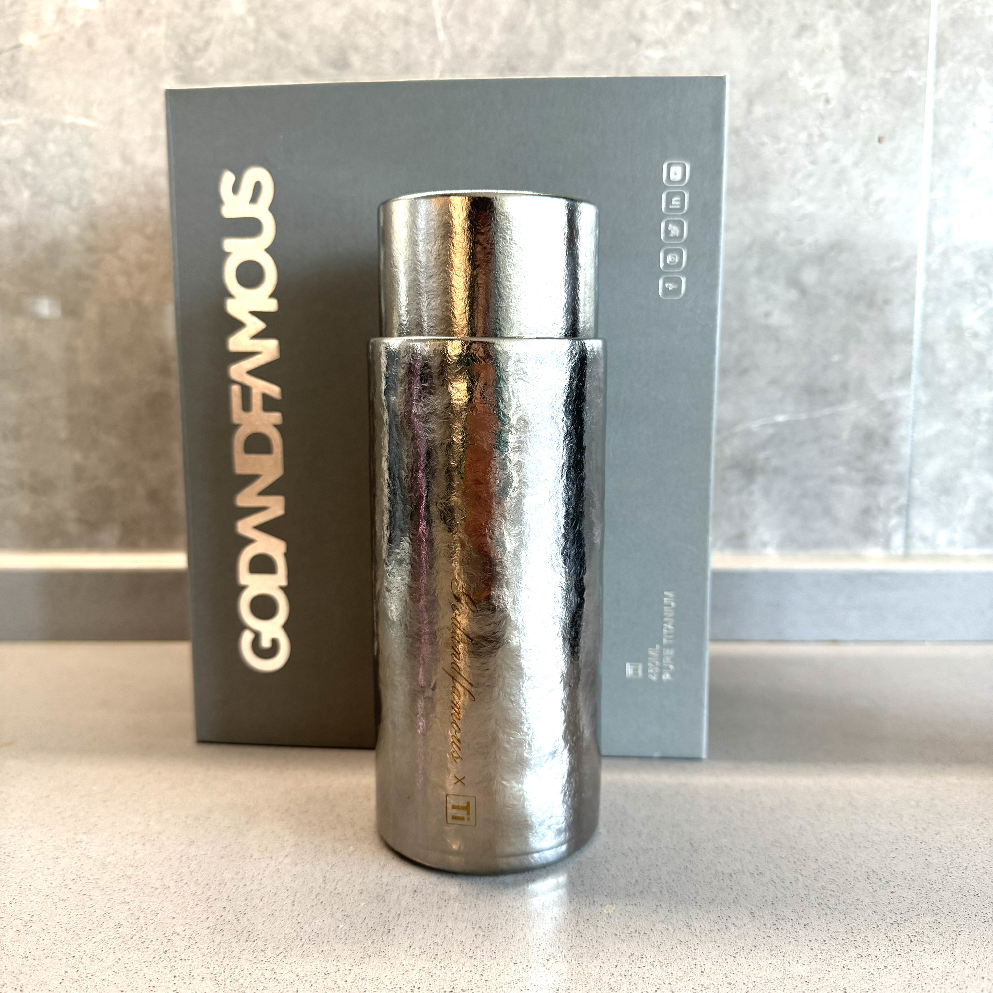 GODANDFAMOUS高端礼盒款吸盖双层焖泡纯钛杯居家日用套装