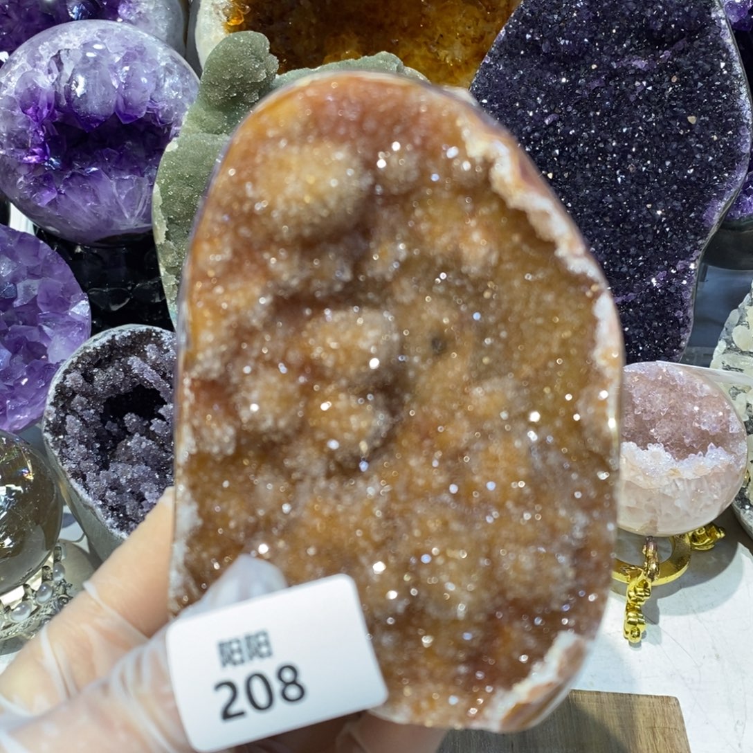 未镶嵌水晶大型摆件（非配饰）