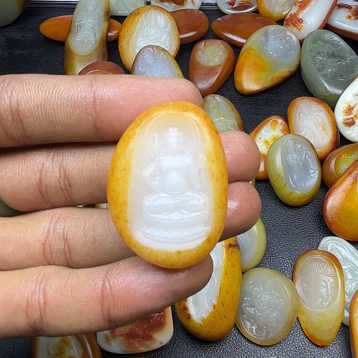 和田玉颈饰未镶嵌用****3