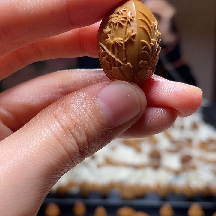 吊坠橄榄核梅兰竹菊